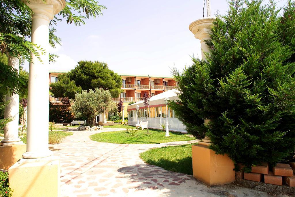 Hotel El Cisne Saragoça Exterior foto